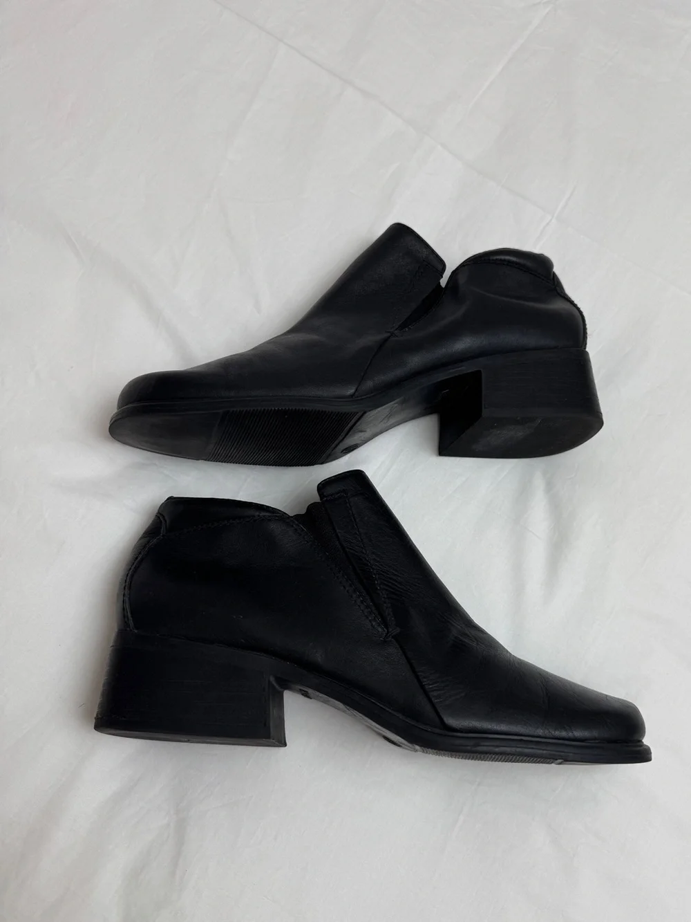 Vintage KB Company Black Leather Square Toe Ankle Boots Size 9 Y2K Grunge Indie